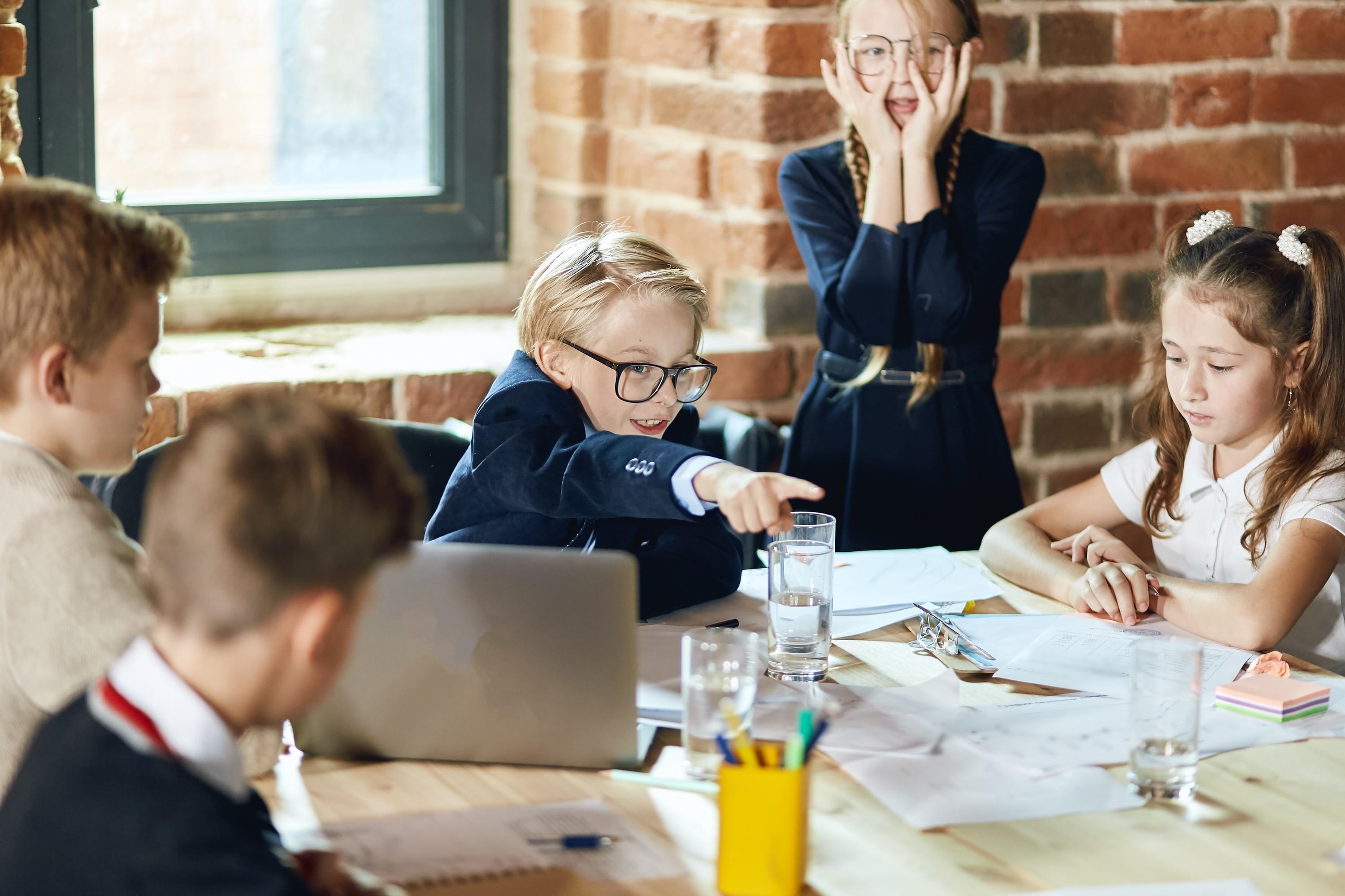 Kids working picture